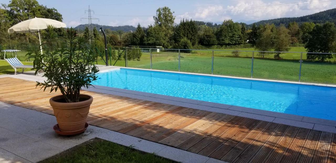 Haus Falkenstein Moosburg Eksteriør billede