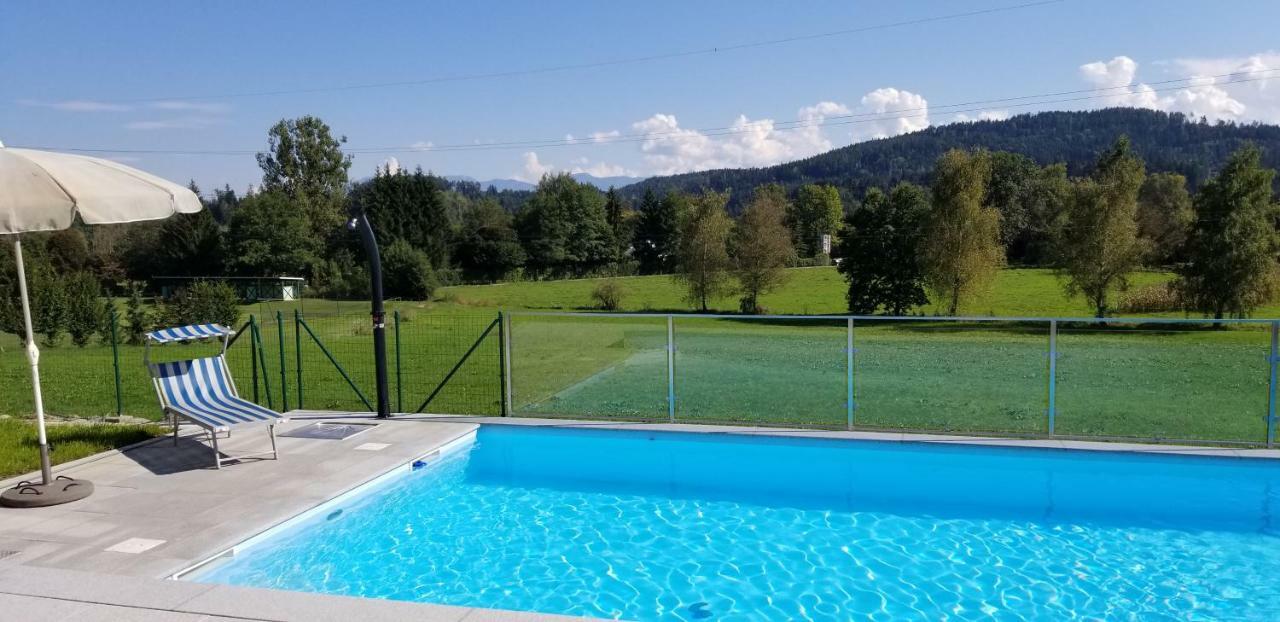 Haus Falkenstein Moosburg Eksteriør billede